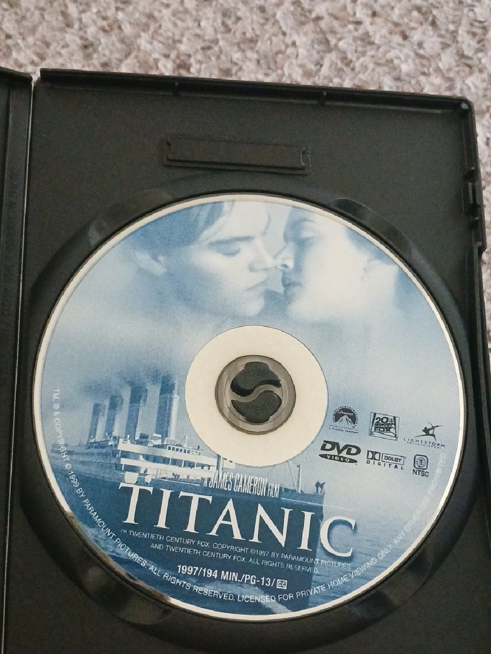 Titanic DVD Widescreen Collection - Picture 4 of 4